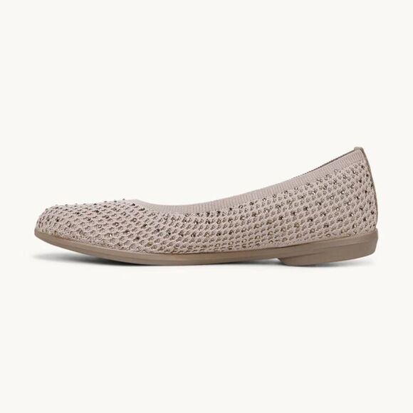 Bzees Kallie Ballet Flat - Picture 4 of 9
